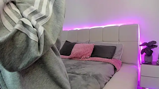 Ori_valentina's cam snapshot