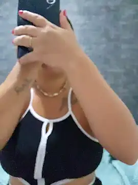 LizzRouse live sex cam