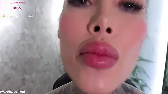belllbonniie live sex cam