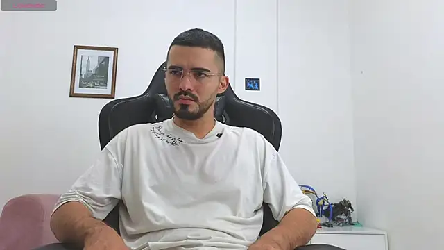 Massimoo_07 live sex cam