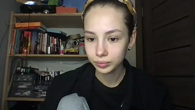 Yuna5343 live sex cam