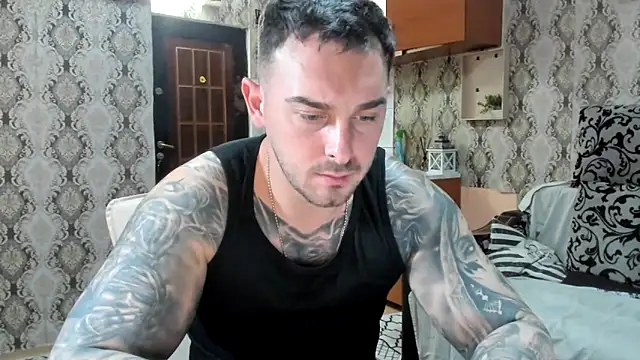 Jonmusclemaster live sex cam