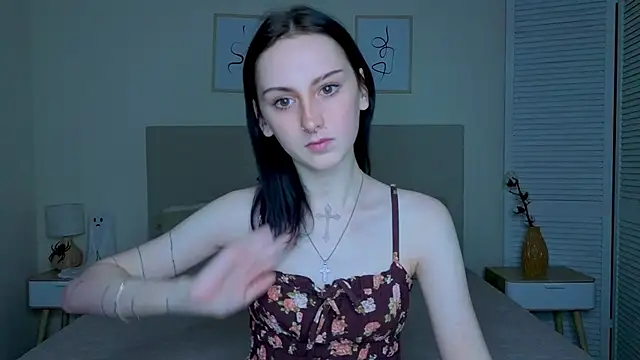 Little_moly999 live sex cam