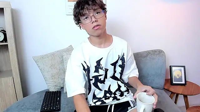 Honeymoon_sariel live sex cam