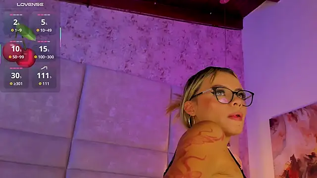 Mily_Vermont live sex cam