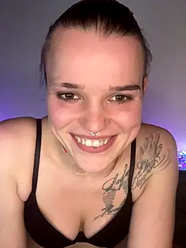 LoreenKinky's cam snapshot