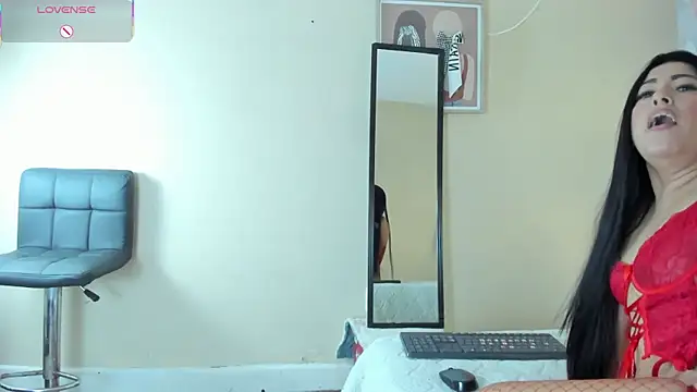 isabella_milf_ live sex cam