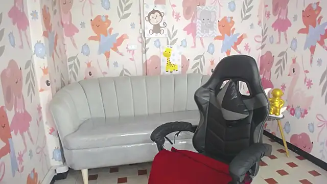 Little_Angelina_v's cam snapshot