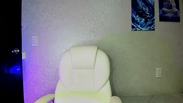 Lizz_sky's cam snapshot