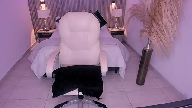 Allyson_brown_'s cam snapshot