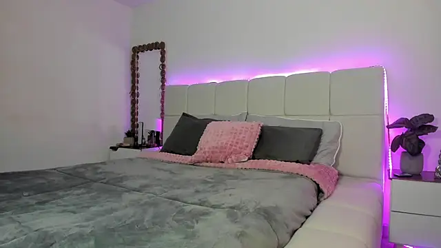 Ori_valentina's cam snapshot