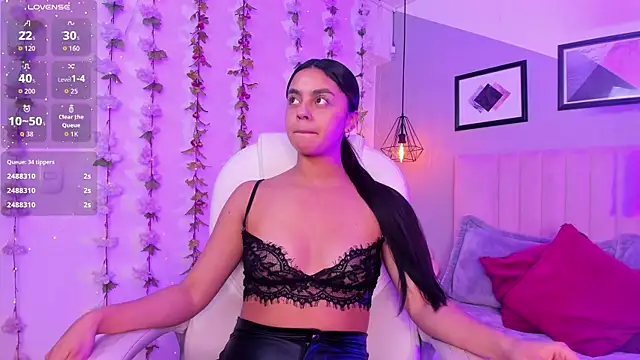 Bella_walker_'s cam snapshot