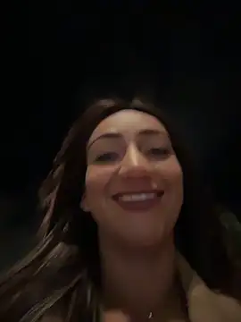 Ninabigtitied's cam snapshot