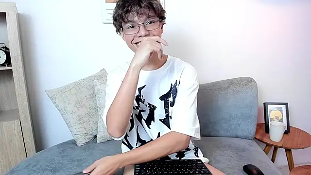 Honeymoon_sariel's cam snapshot