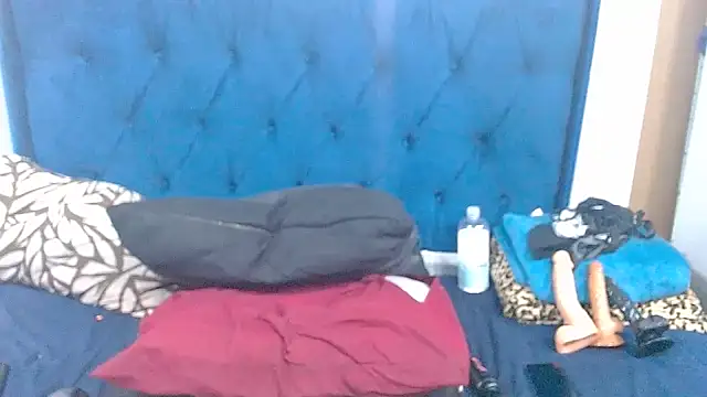 SwaziBeauty live sex cam