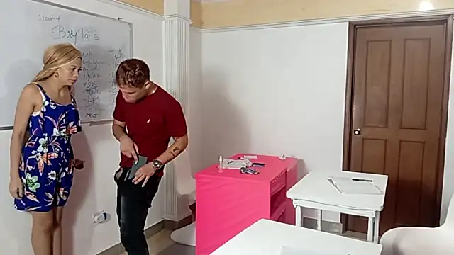 Nadezhdab612 live sex cam