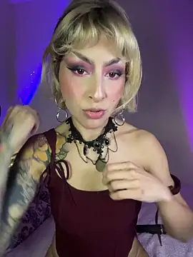 Cinamoonn live sex cam