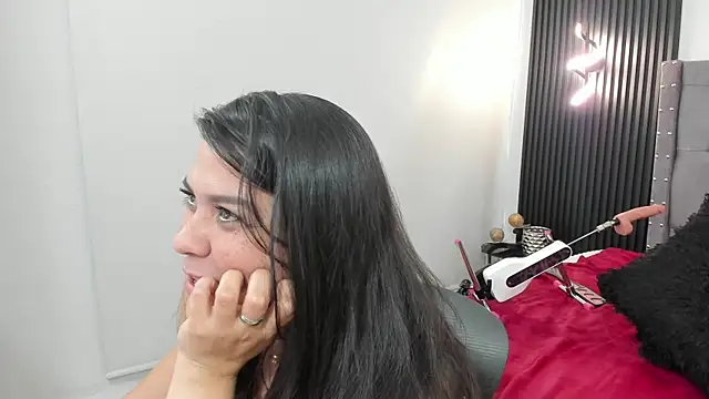 martina_foxy_'s cam snapshot