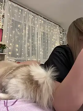 adel_secret's cam snapshot