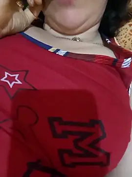 Rouzalinda's cam snapshot