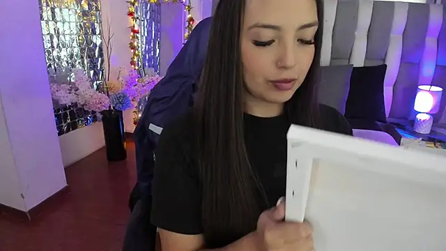 Adaara_Rey's cam snapshot