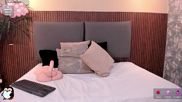 Mia_Harvey's cam snapshot