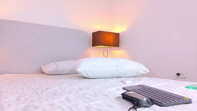 im_nova_w's cam snapshot