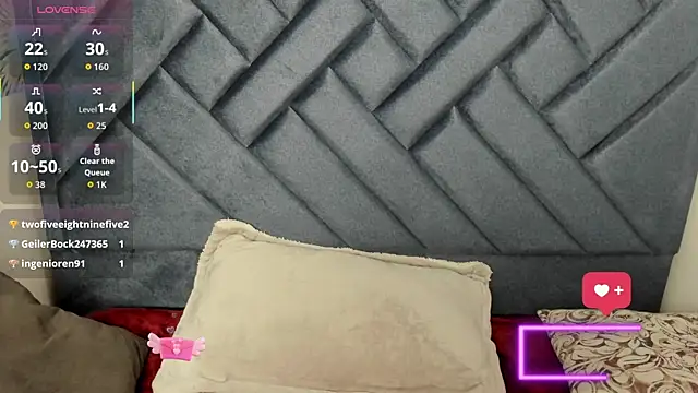 Kiara_Fox__'s cam snapshot