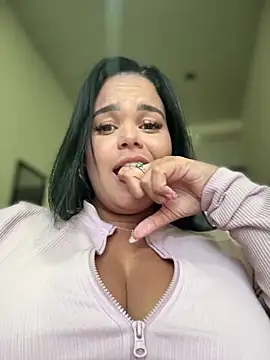 AliceStarshine's cam snapshot