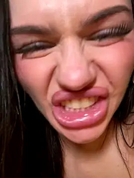 Lily_Deluca's cam snapshot