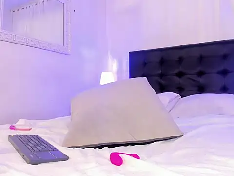 emma_martiin's cam snapshot