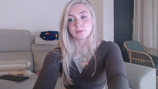 tattoobbgirl's cam snapshot