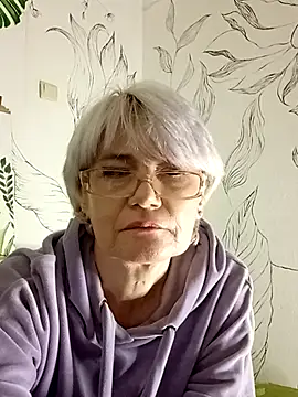 Catty_Lady's cam snapshot