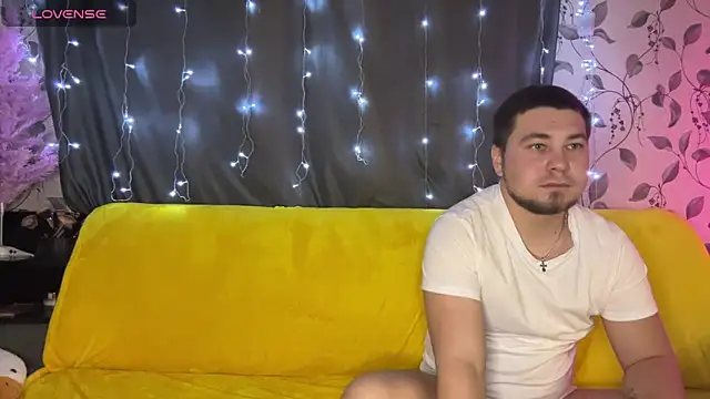 coupleinspire's cam snapshot