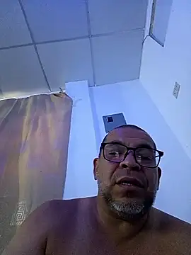 ANTHONYHOTT69's cam snapshot