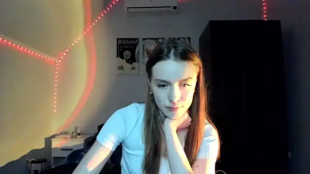 tinyglow's cam snapshot