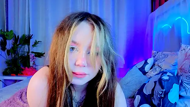 JadeEmber's cam snapshot