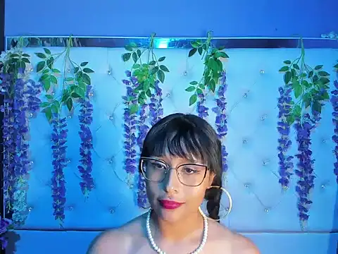 LILI_CANDIES69's cam snapshot