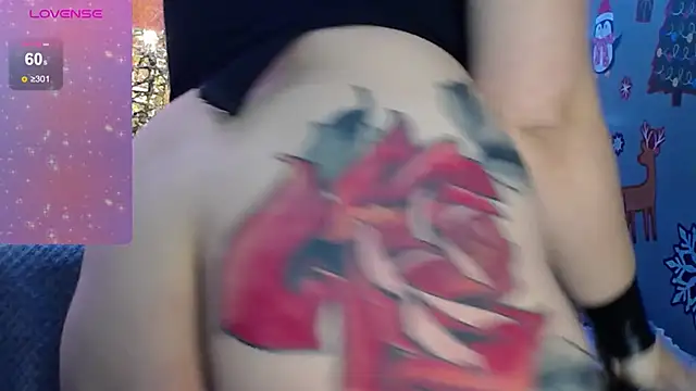 Very_sly_fox's cam snapshot