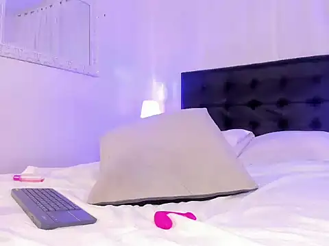 emma_martiin's cam snapshot