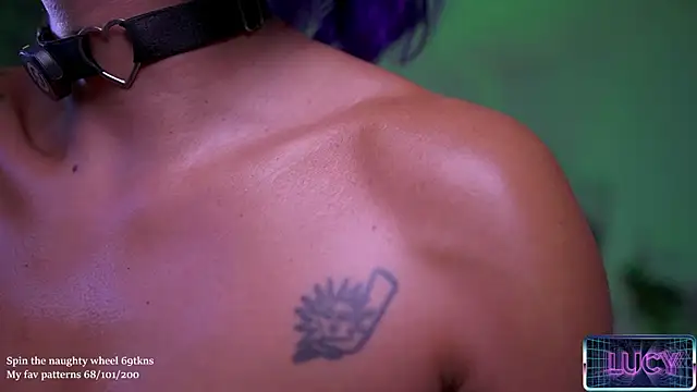 LucyAllenX's cam snapshot