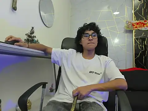 Zoro_V's cam snapshot