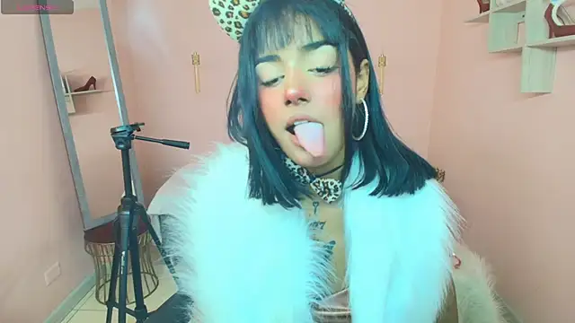 Milu_carbajal_x's cam snapshot