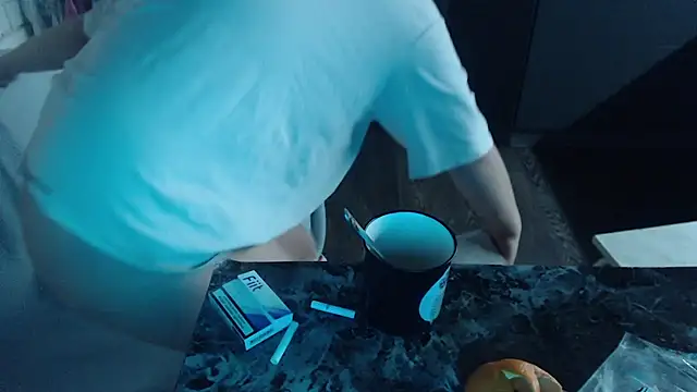 Crazyy_girl_'s cam snapshot