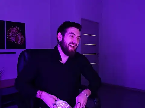 Mike_Platano's cam snapshot