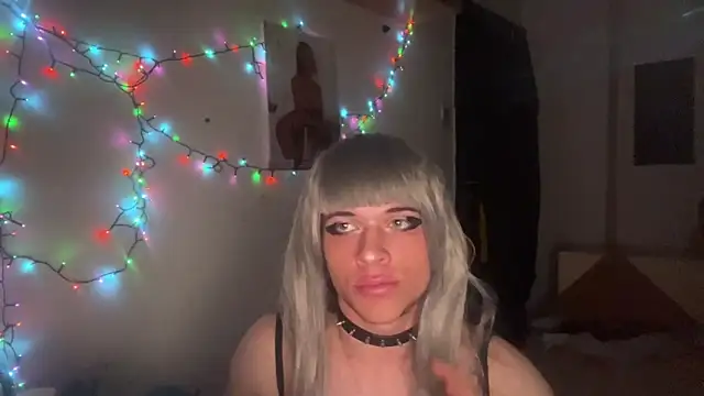 emilydee666's cam snapshot