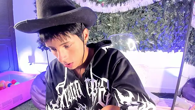 EstivenSallas's cam snapshot