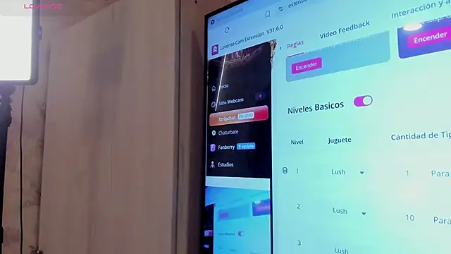 Sarah_rossi_'s cam snapshot