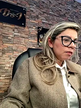 _Cata-Office1's cam snapshot