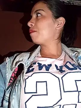 Nathaly_12 live sex cam